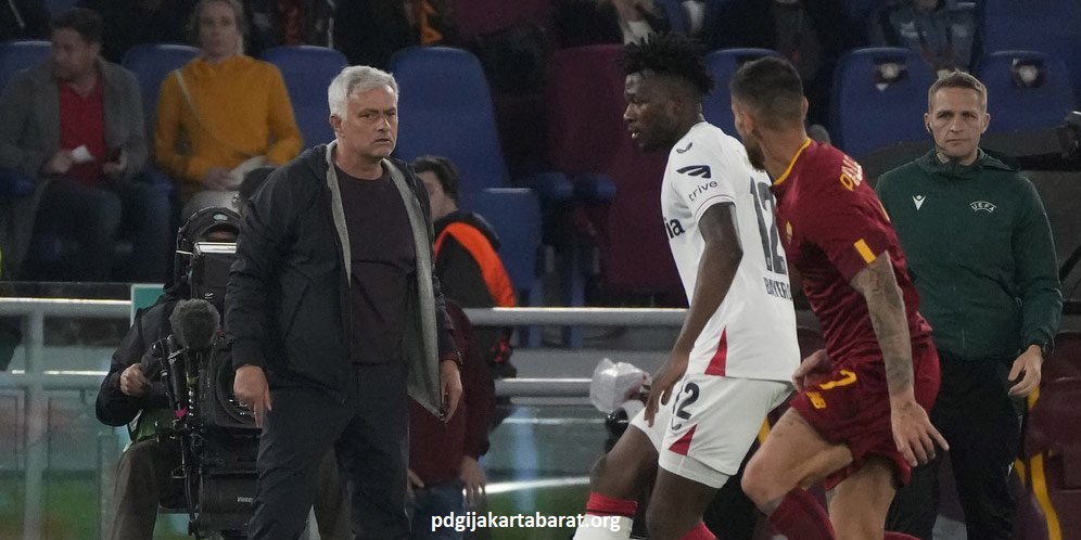Mourinho Berkomitmen Kuat Dengan AS Roma, Jangan Ragukan!